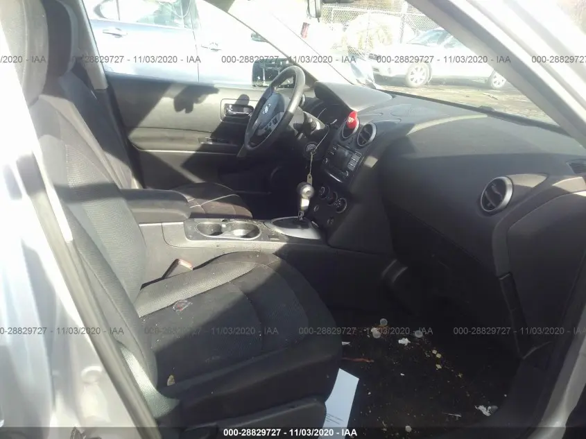 2013 NISSAN ROGUE S