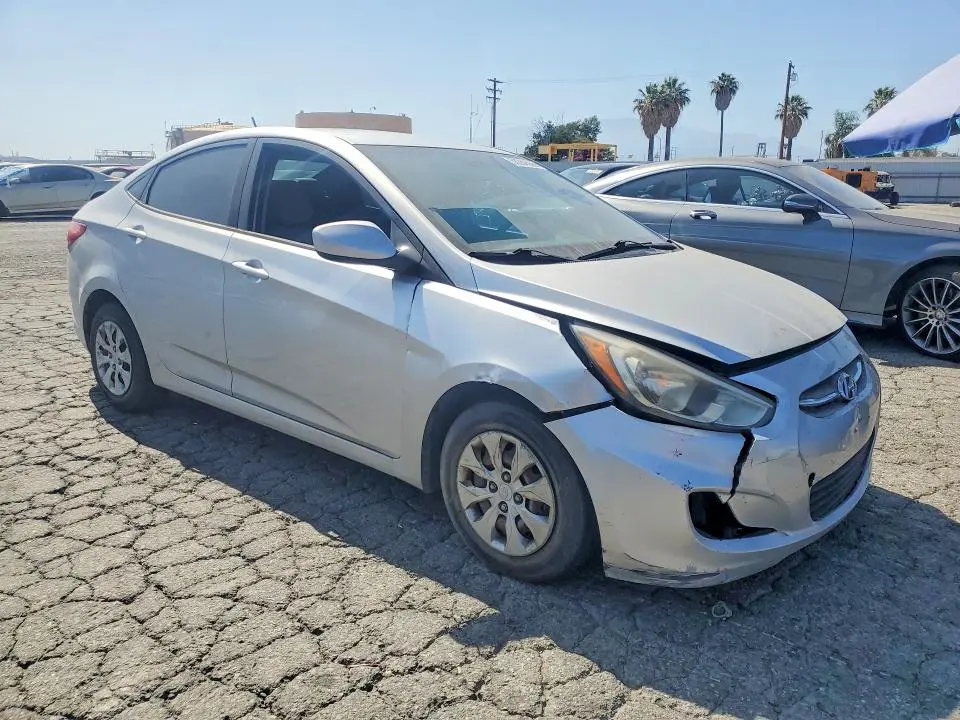 2015 HYUNDAI ACCENT GLS  