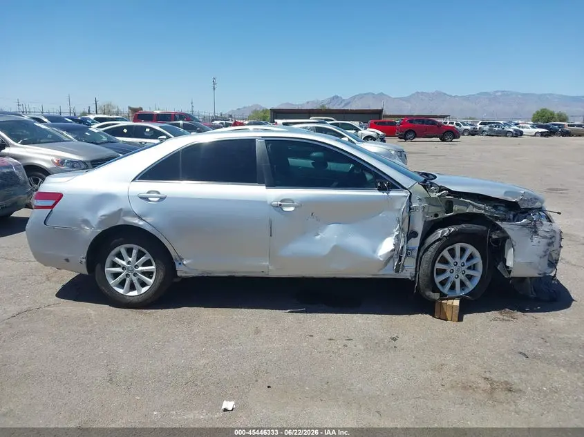 2010 TOYOTA CAMRY XLE V6