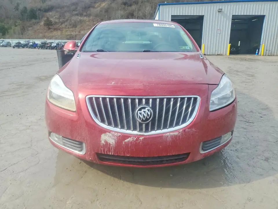 2013 BUICK REGAL   