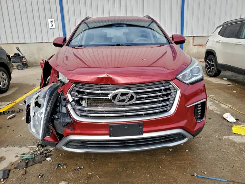 2018 HYUNDAI SANTA FE SE  