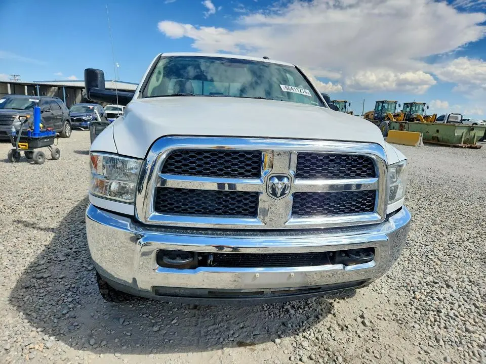2016 RAM 2500 SLT  