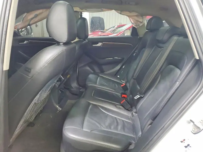 2011 AUDI Q5 PREMIUM  