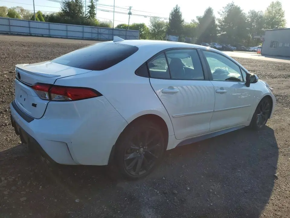 2023 TOYOTA COROLLA SE  