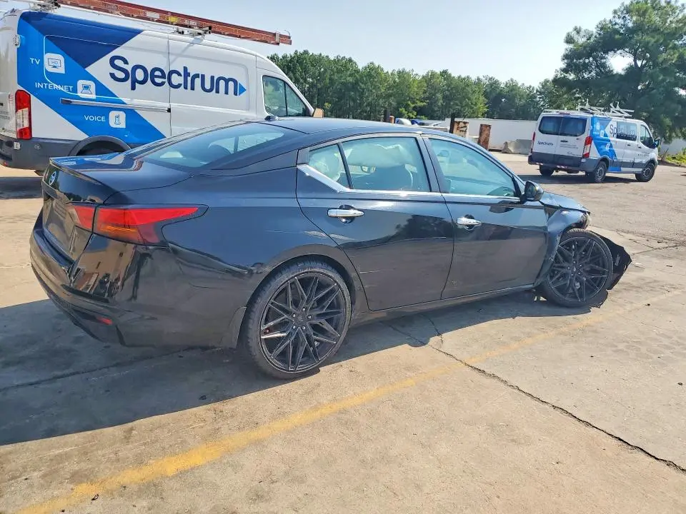 2019 NISSAN ALTIMA S  