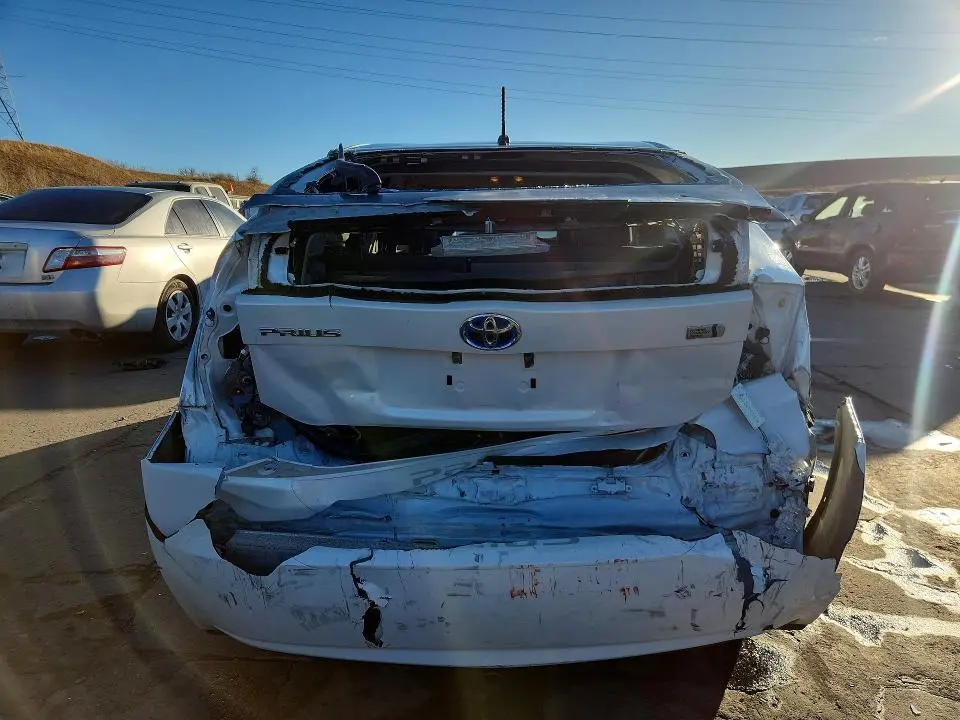 2013 TOYOTA PRIUS TWO  