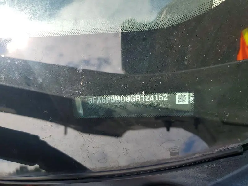 2016 FORD FUSION SE  