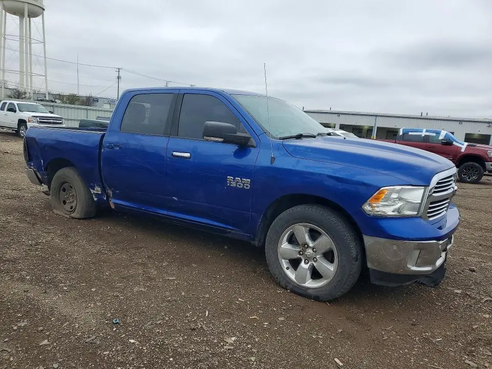 2014 RAM 1500 SLT  