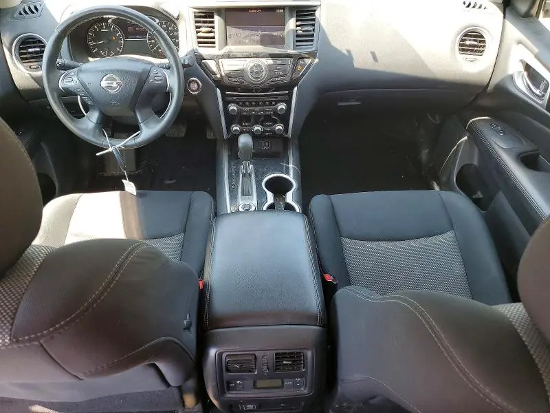 2018 NISSAN PATHFINDER SV  