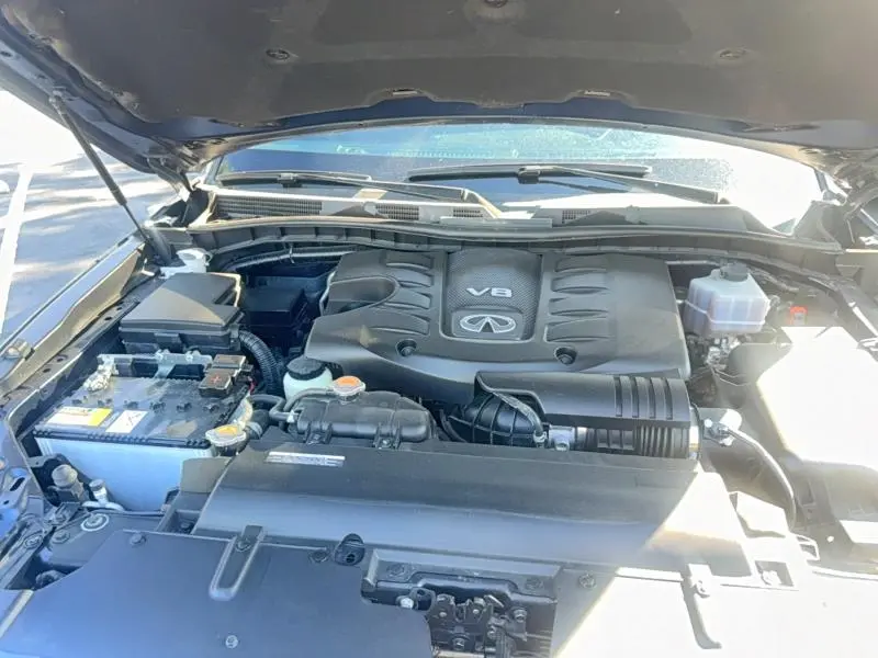 2019 INFINITI QX80 LUXE  