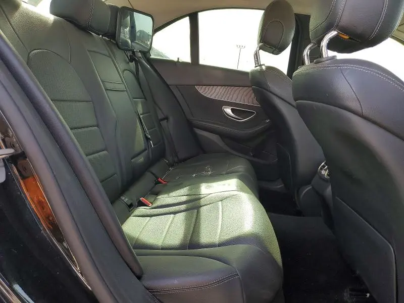 2017 MERCEDES-BENZ C 300  