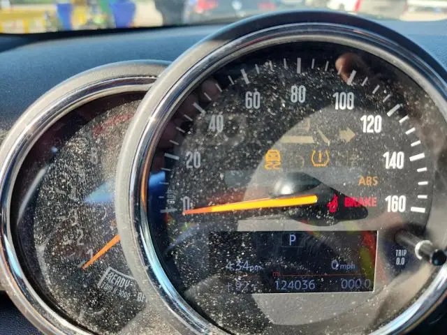 2019 MINI COOPER   