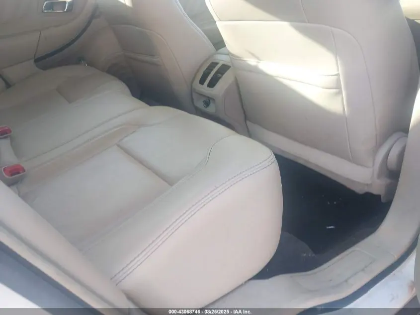 2013 FORD TAURUS SEL