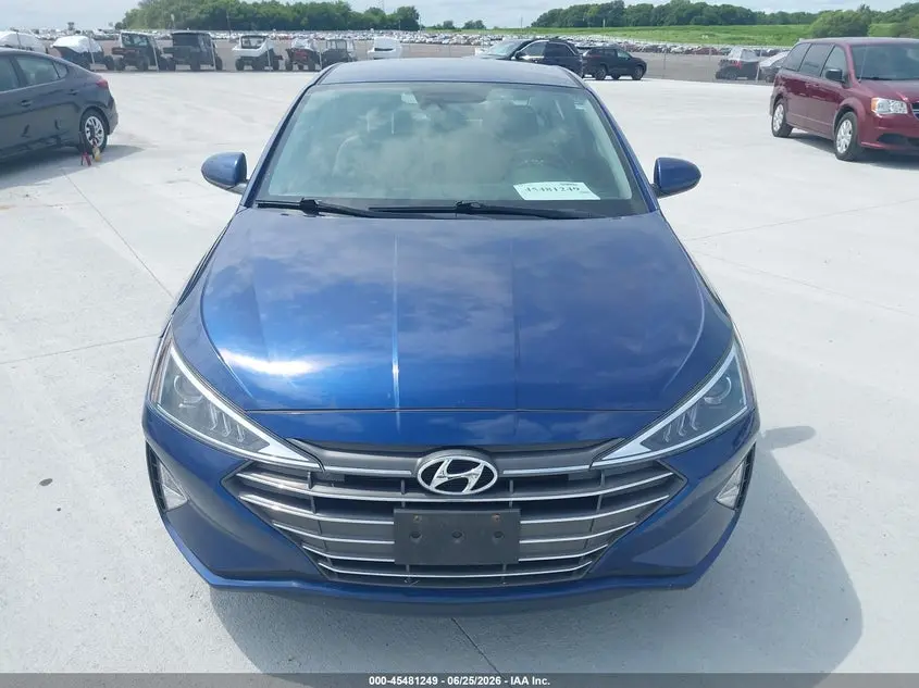 2020 HYUNDAI ELANTRA SE