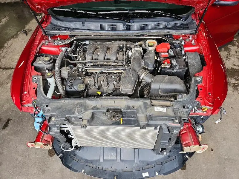2015 FORD TAURUS SEL  