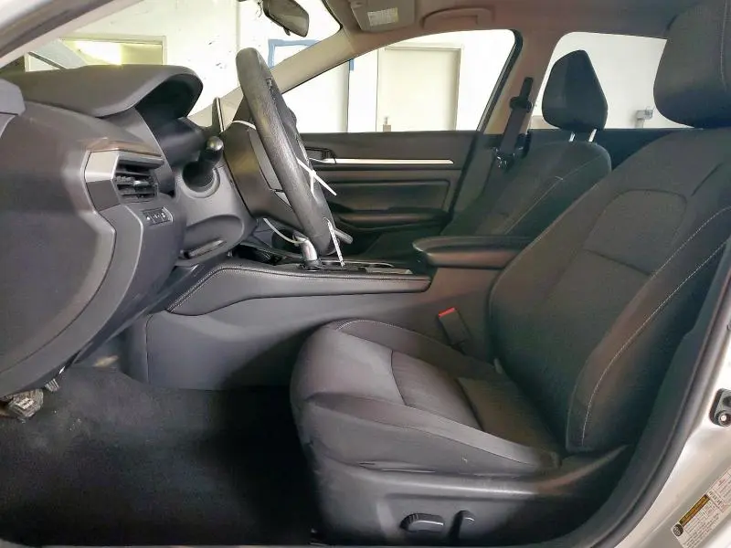 2023 NISSAN ALTIMA SV  