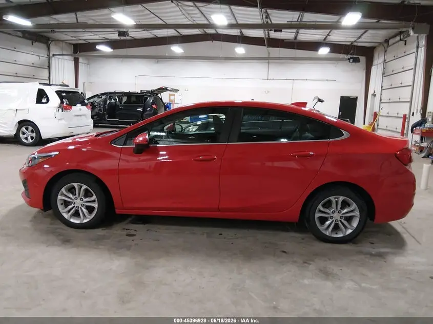 2019 CHEVROLET CRUZE LT