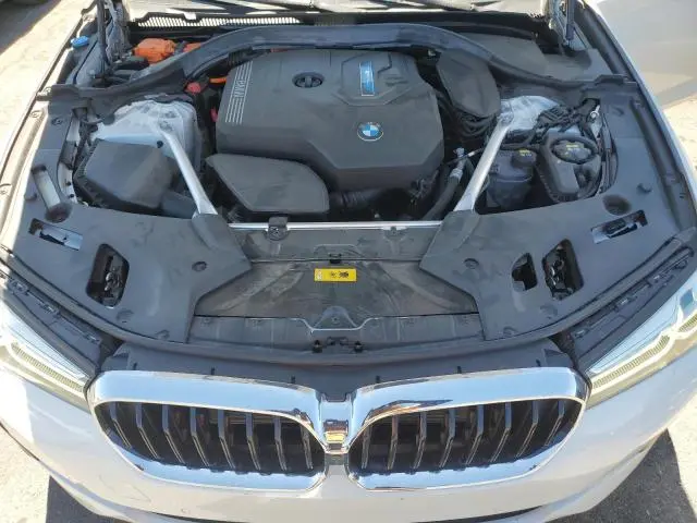 2021 BMW 530E   