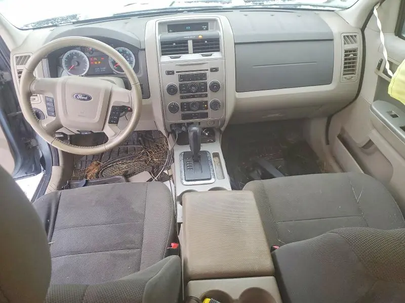 2010 FORD ESCAPE XLT  