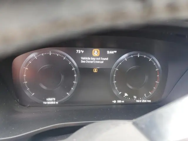 2020 VOLVO XC40 T5 R-DESIGN  