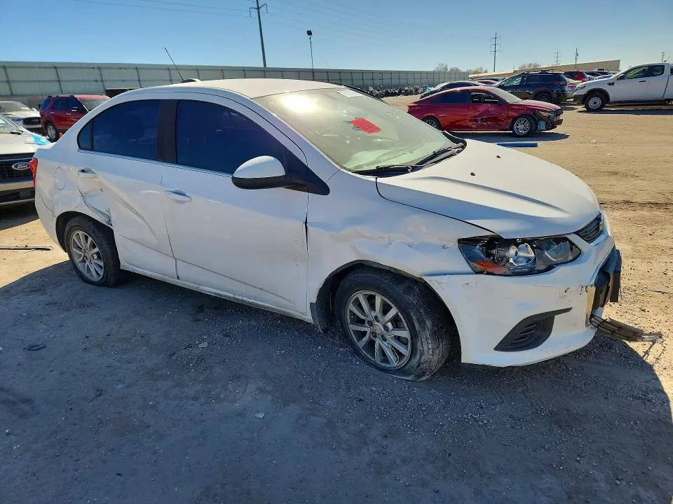 2018 CHEVROLET SONIC LT  
