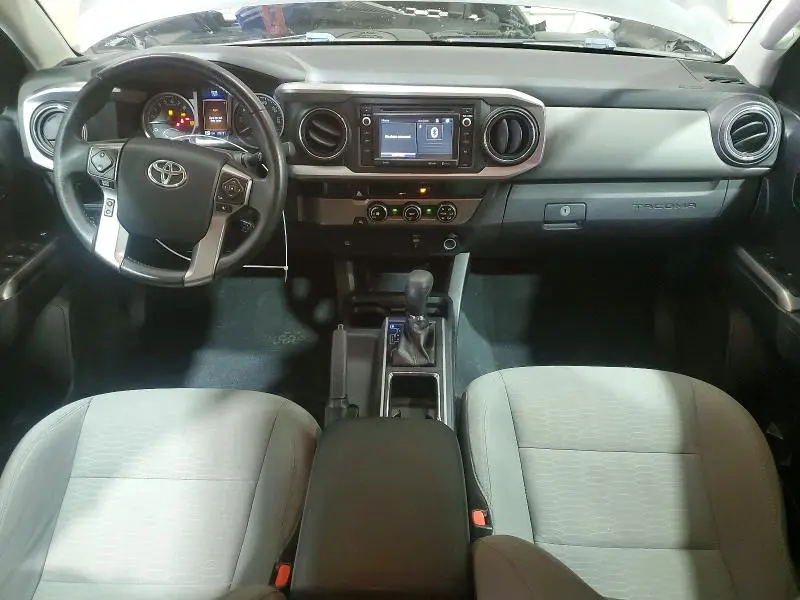 2017 TOYOTA TACOMA SR5 V6  