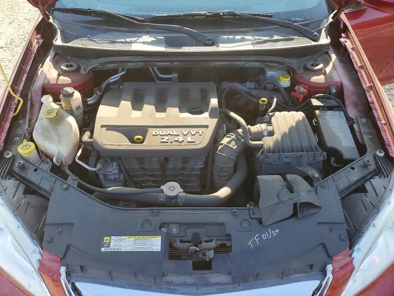 2013 CHRYSLER 200 LX  