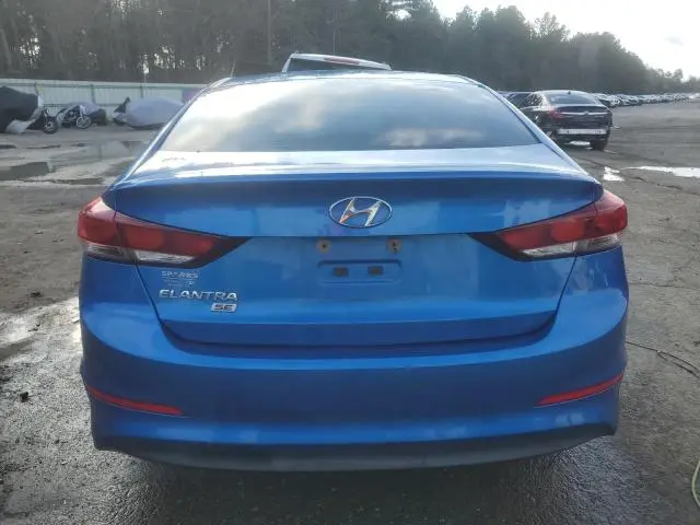 2018 HYUNDAI ELANTRA SE  
