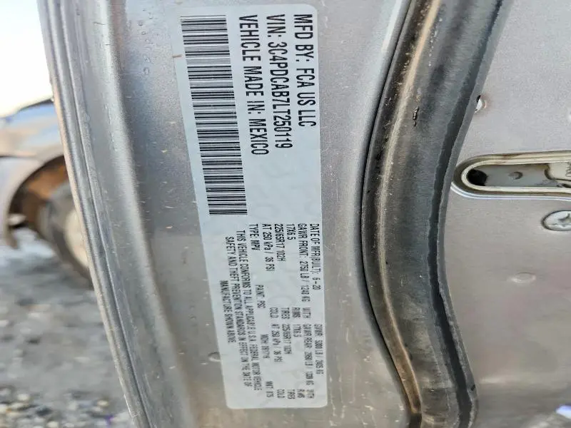 2020 DODGE JOURNEY SE  