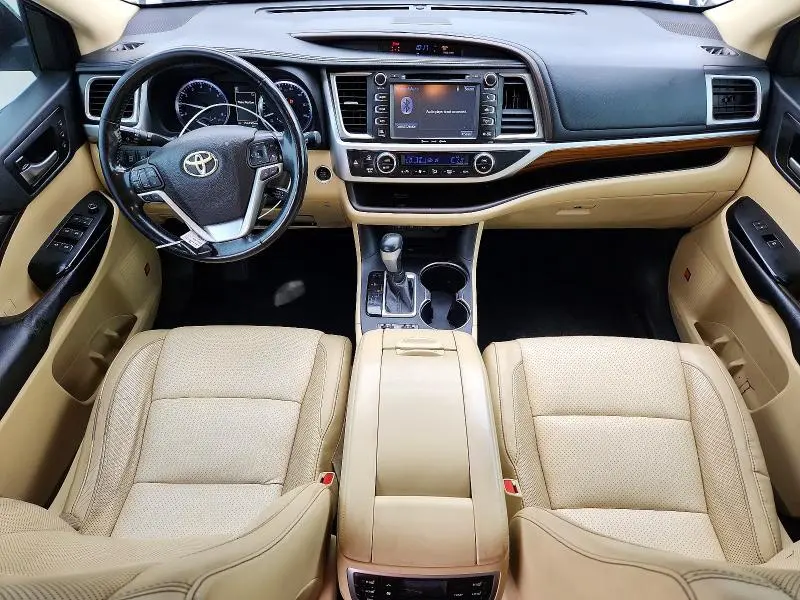 2018 TOYOTA HIGHLANDER LIMITED PLATINUM  