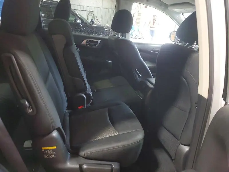 2017 NISSAN PATHFINDER S  