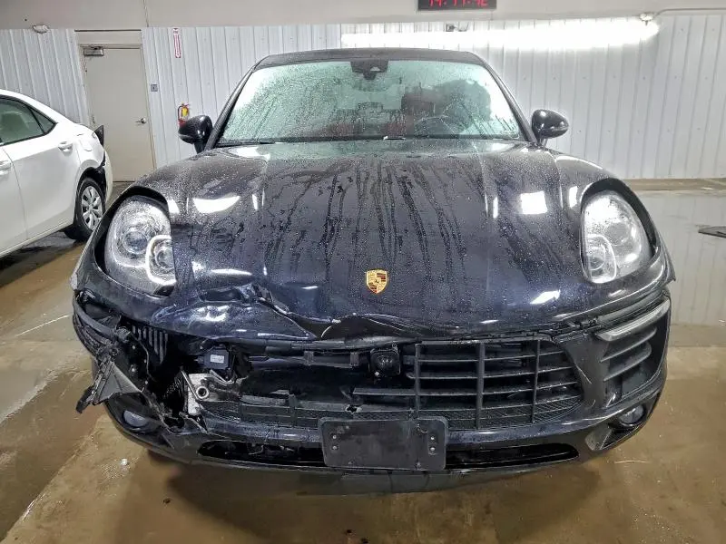 2015 PORSCHE MACAN S  