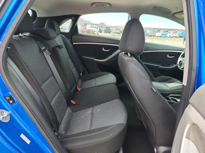 2017 HYUNDAI ELANTRA GT BASE  