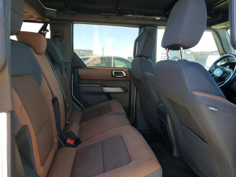 2023 FORD BRONCO BASE  