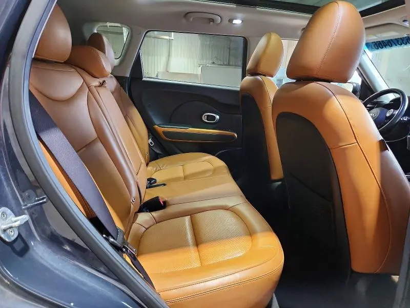 2016 KIA SOUL !  