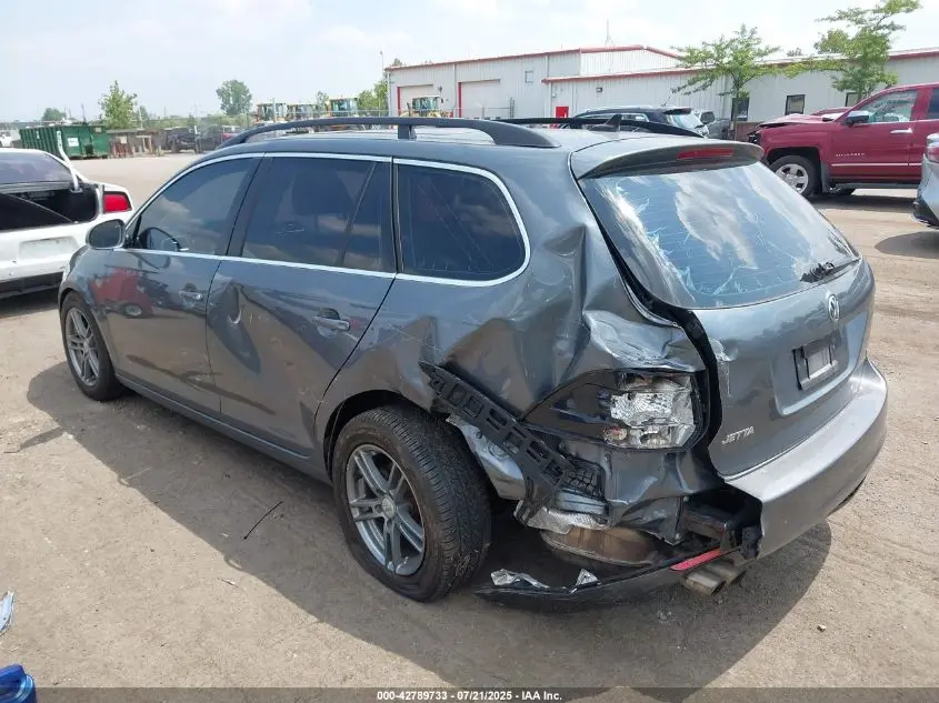2011 VOLKSWAGEN JETTA SPORTWAGEN 2.0L TDI