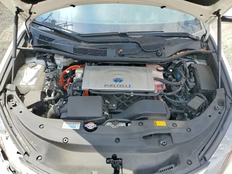 2018 TOYOTA MIRAI BASE  