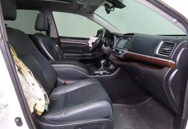 2015 TOYOTA HIGHLANDER LIMITED PLATINUM  