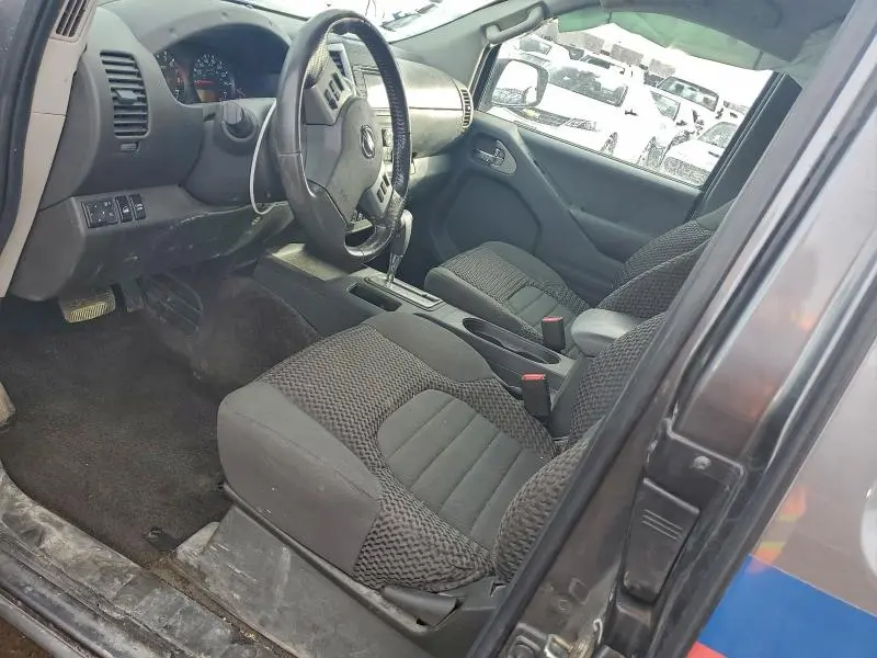 2016 NISSAN FRONTIER SV  