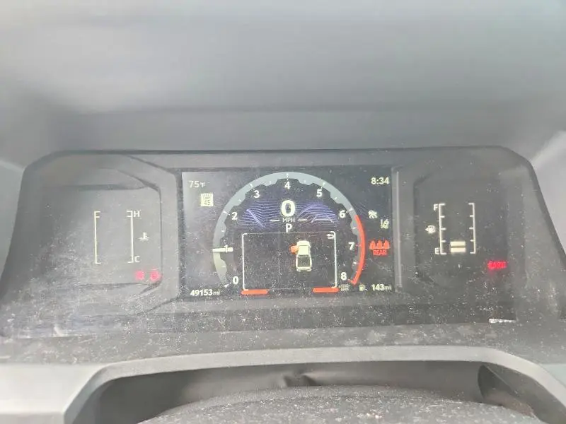 2024 TOYOTA TACOMA SR5  