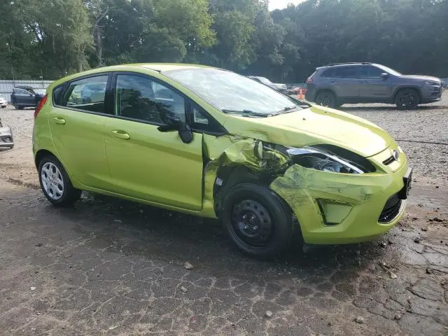 2013 FORD FIESTA SE  