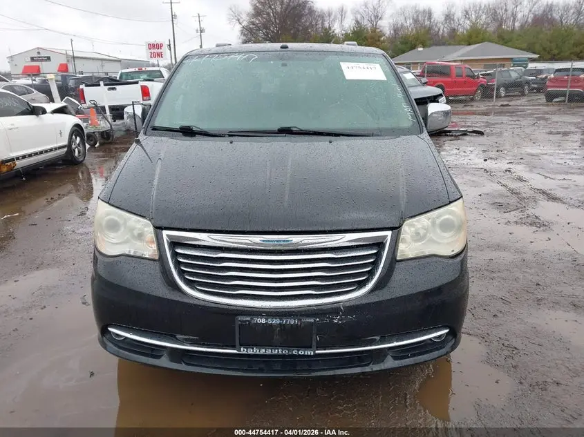 2011 CHRYSLER TOWN & COUNTRY LIMITED