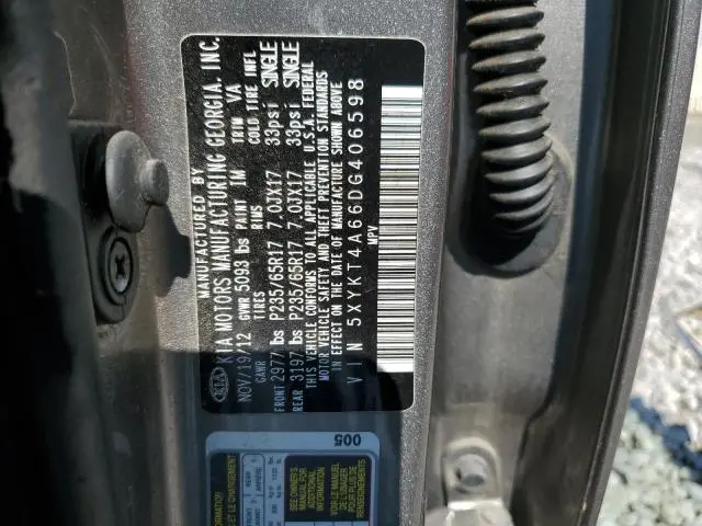 2013 KIA SORENTO LX  