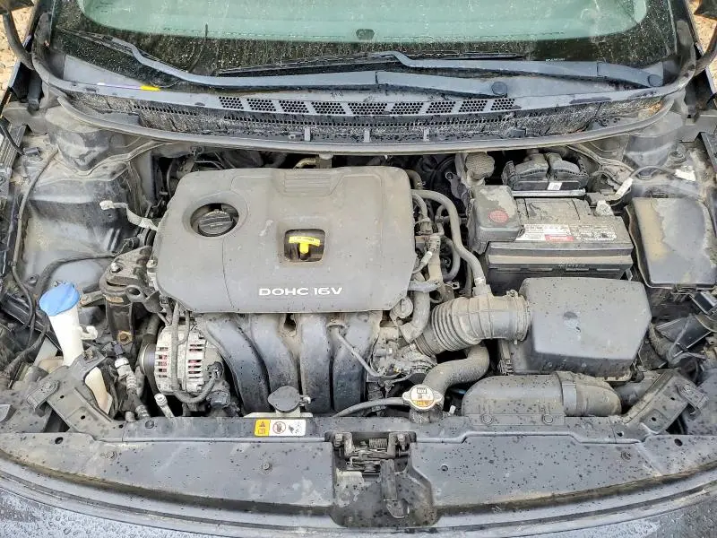 2017 KIA FORTE LX  