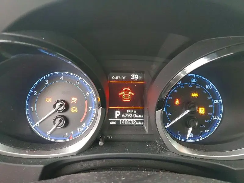 2014 TOYOTA COROLLA L  