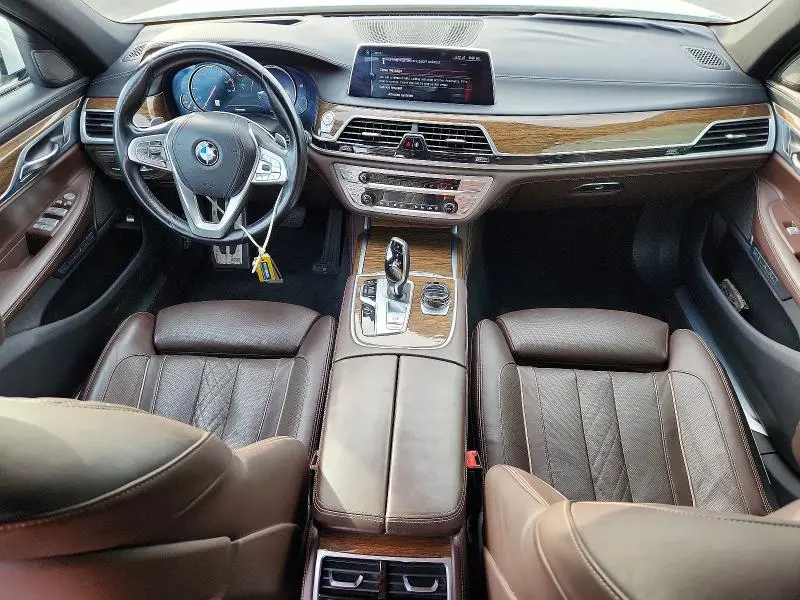 2017 BMW 750 XI  