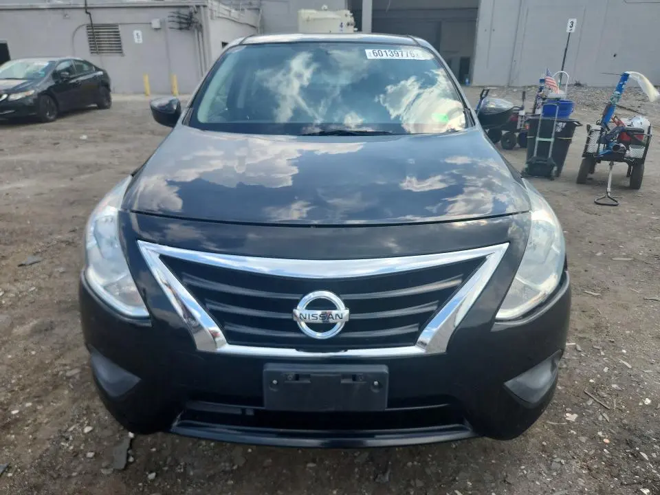 2017 NISSAN VERSA 1.6 SV  