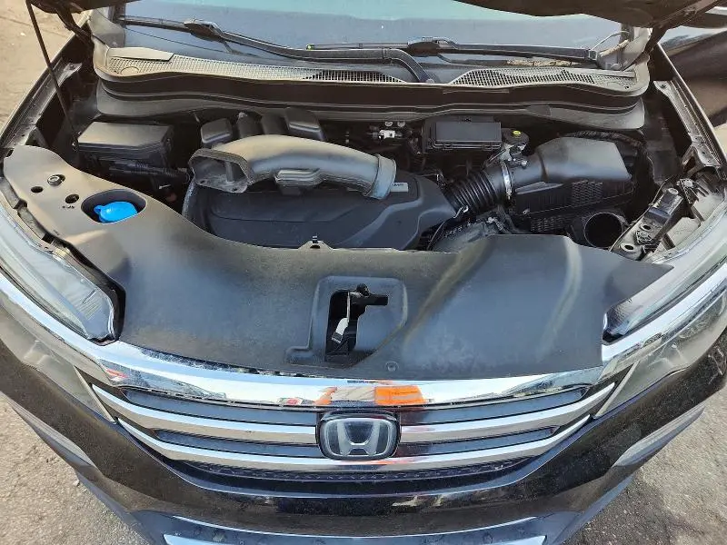 2016 HONDA PILOT ELITE  