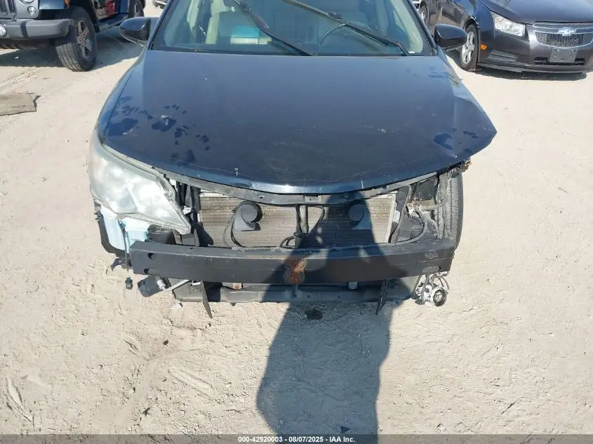 2013 TOYOTA CAMRY XLE