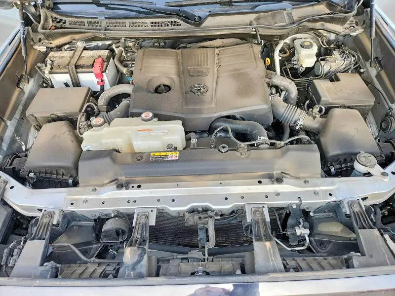 2022 TOYOTA TUNDRA PLATINUM  